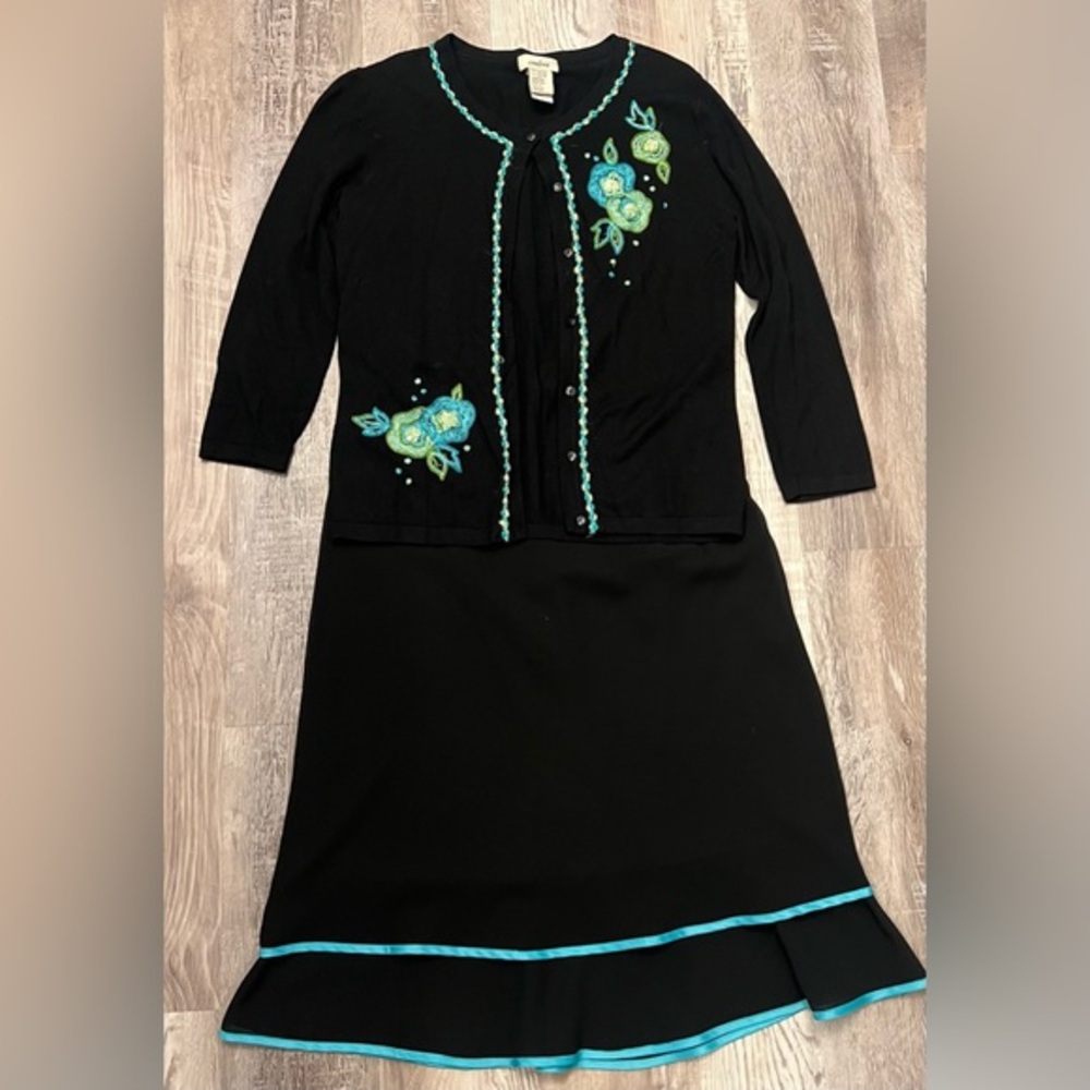 Ombre black midi dress with sweater size 6